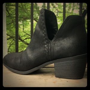 Rock and Candy black ankle booties